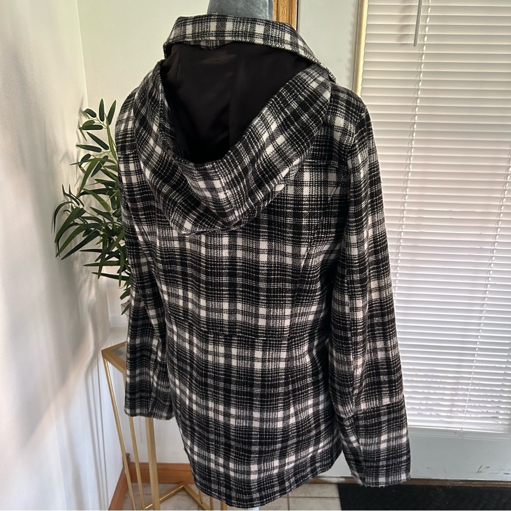 EUC Hurley hooded coat size medium - Picture 10 of 17